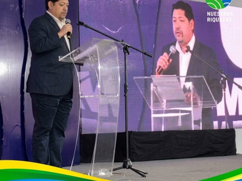 El Viceministro de Producción Agropecuaria y Desarrollo Rural, Javier Chon Lama en EXPO CEBÚ 2026