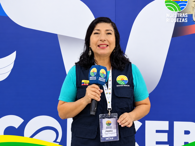 Directora General del Canal Agropecuario Nuestras Riquezas, se encuentra en actividad en el tercer día del ComCebú 2026.